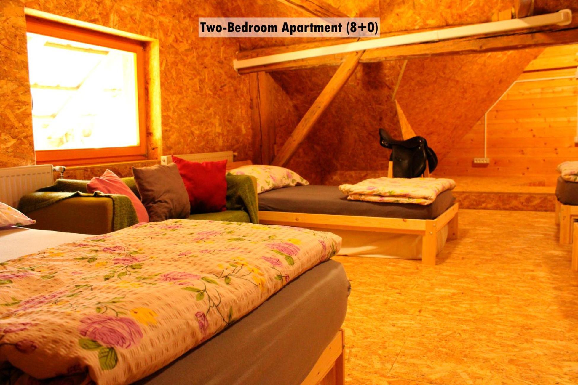 Apartments Farm House Uric Jesenice Exteriör bild