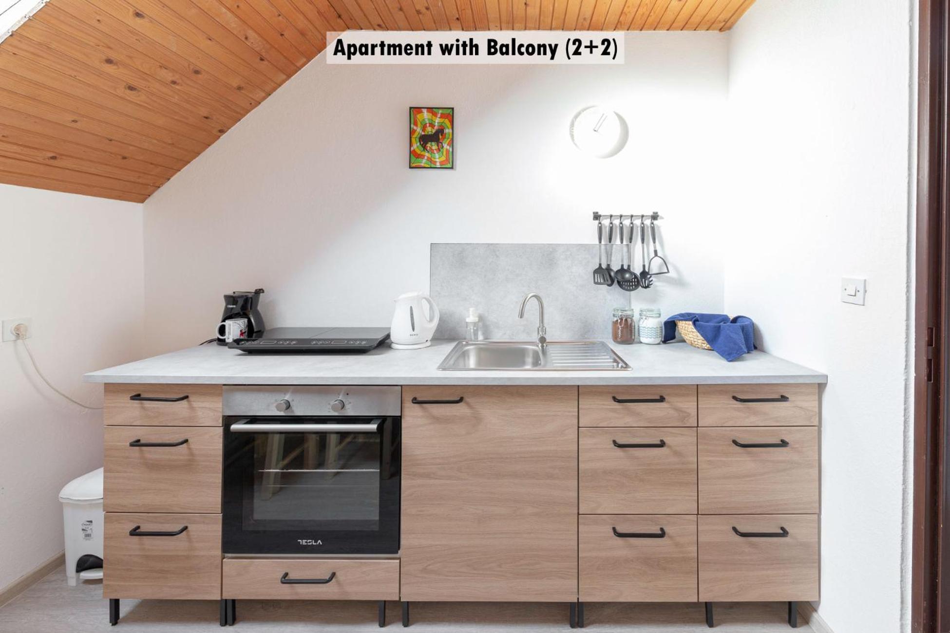 Apartments Farm House Uric Jesenice Exteriör bild